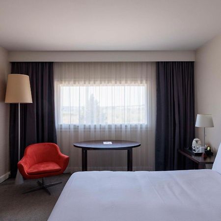 Hilton Garden Inn Marseille Provence Airport Marignane Zewnętrze zdjęcie
