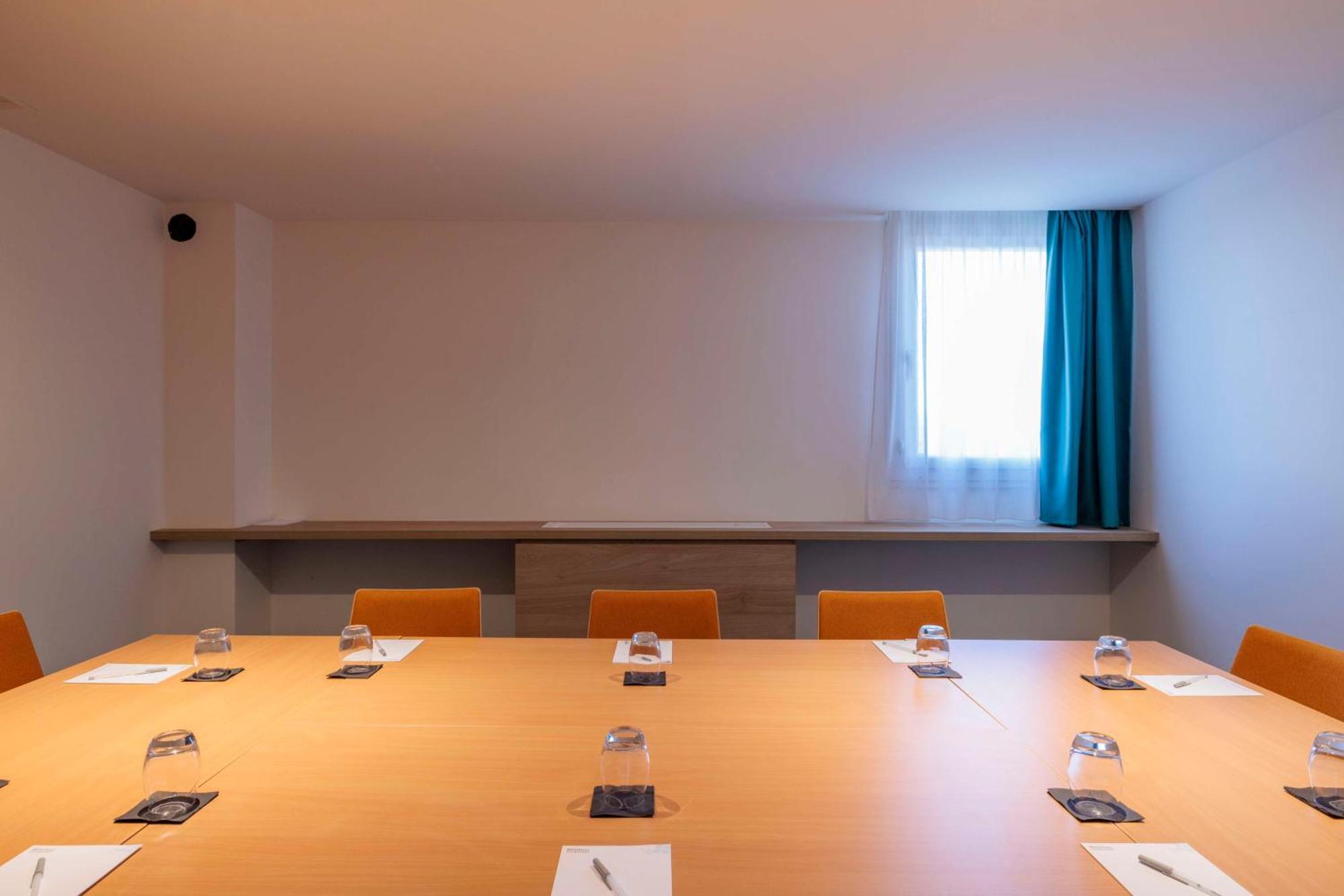 Hilton Garden Inn Marseille Provence Airport Marignane Zewnętrze zdjęcie